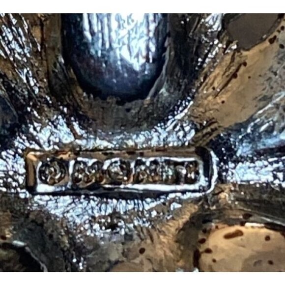 Vintage Monet Flower Rhinestone Brooch Green Enamel Snowflake Star - Picture 7 of 7